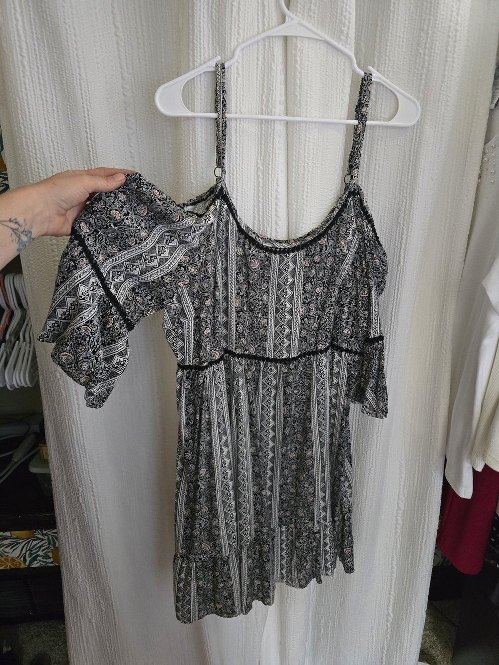 torrid Black Paisley One-Shoulder Cold-Shoulder Dress